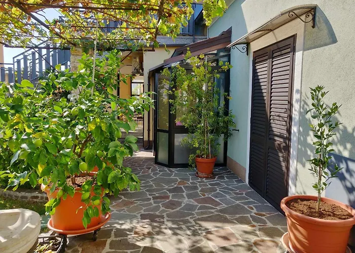 아파트 With Parking Space - 22722 *